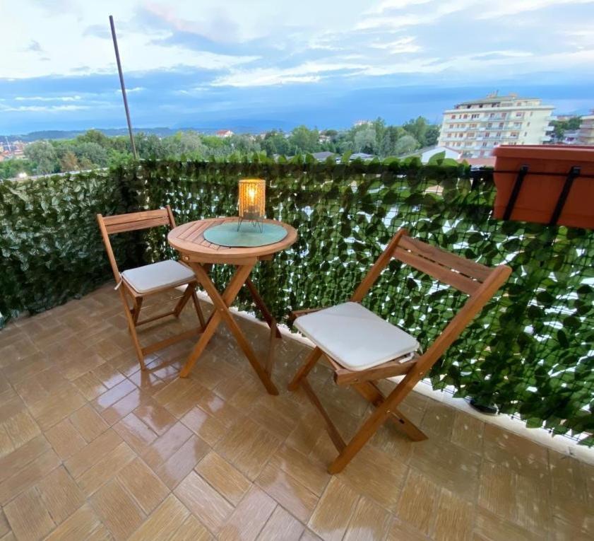 Casa Viola A 900 Mt Dalla Staz. Centrale Пескара Экстерьер фото