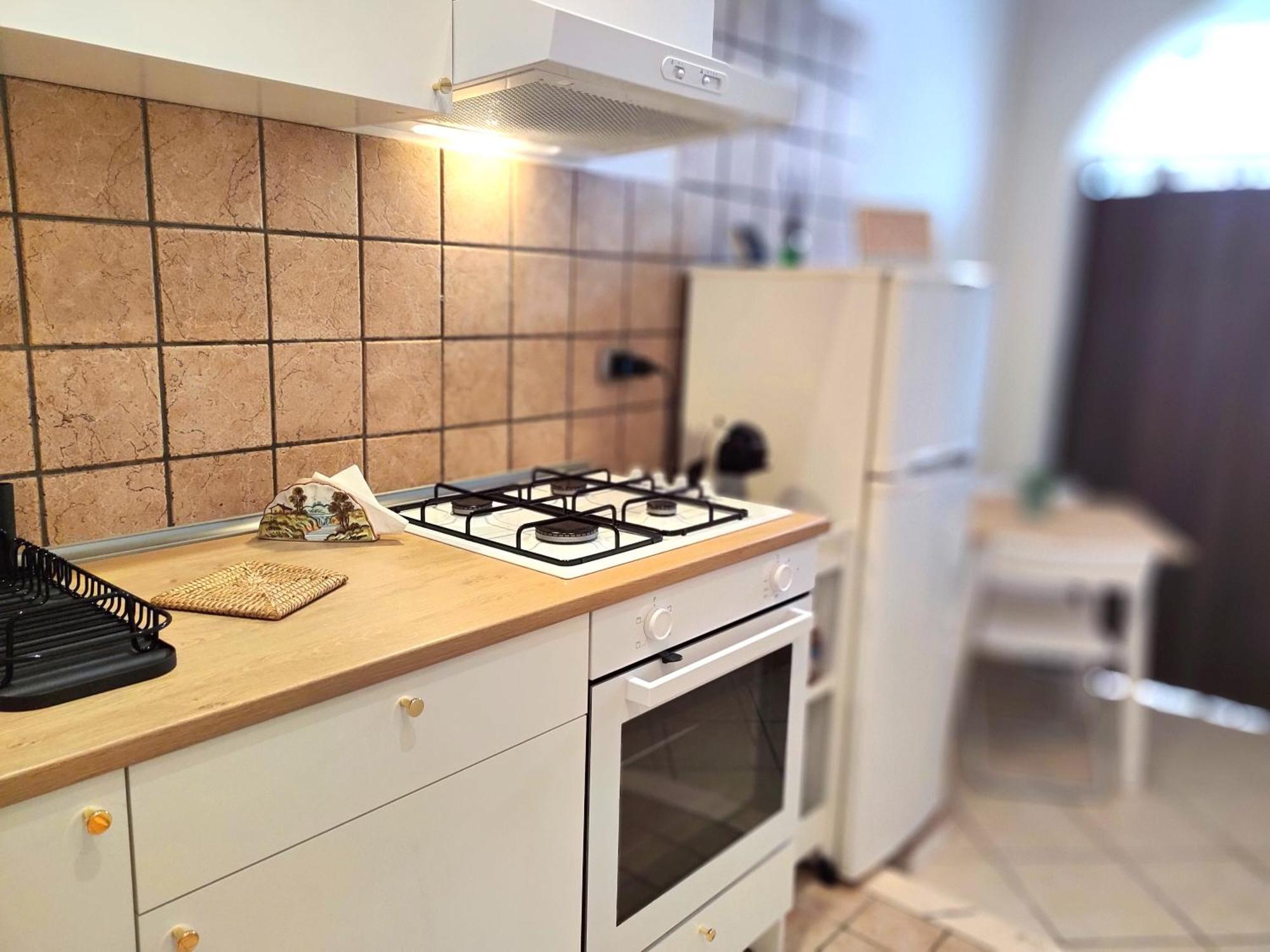 Casa Viola A 900 Mt Dalla Staz. Centrale Пескара Экстерьер фото